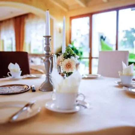 Schoenblick Мини-отель Меерсбург